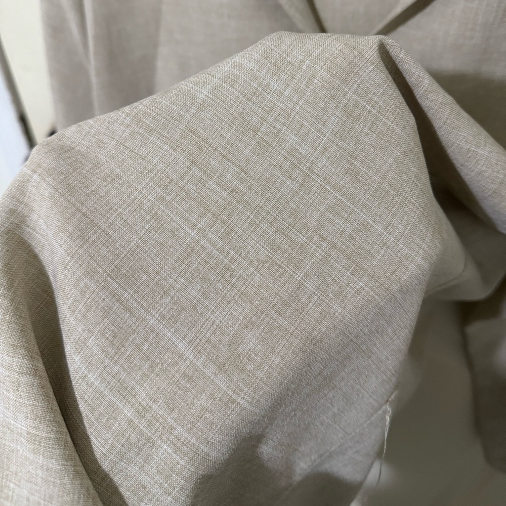 Northern Traditions Beige Button Front Blouse w/ Shoulder Pads | Size 18 - Picture 8 of 12